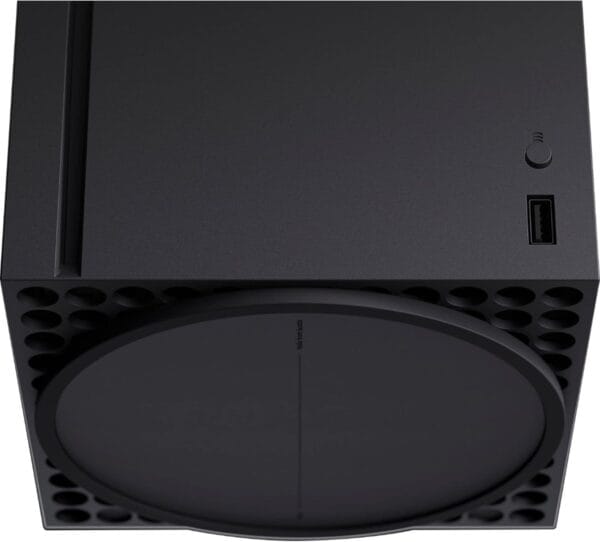 Backward compatibility of Xbox Series X, supporting thousands of games for versatile gaming experiences.