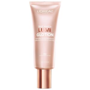L’Oreal True Match Lumi Glotion in 902 Light delivers a radiant sun-kissed glow with hydrating, illuminating bronzing drops.