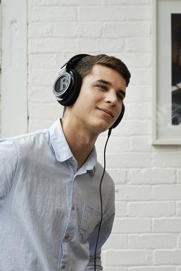 Close-up of Philips SHP9500 driver units inside the open-back earcups, HiFi audio quality