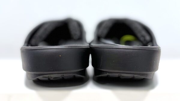Premium women’s footwear – black OOFOS OOLALA sandal designed for foot recovery