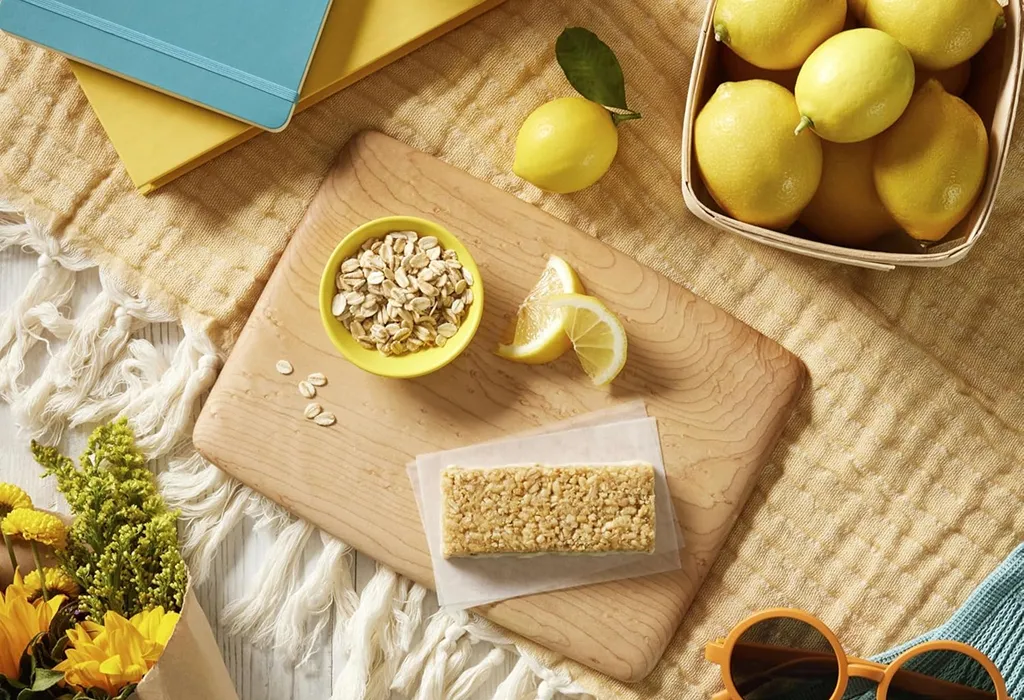 Best protein bars for weight loss for females displayed on a clean background for a detailed review guide